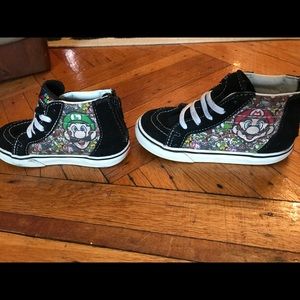 Super Mario Vans sk8 toddler size 9